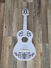 Disney Pixar Coco brinquedo interativo Miguel 25” som e luz de guitarra 2019 testado , usado comprar usado  Enviando para Brazil