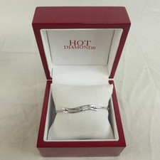 Hot diamonds wave for sale Hot diamonds wave for sale  MIDDLESBROUGH