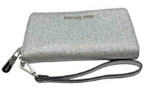 Carteira de pulso Michael Kors jet set viagem grande zíper plano MF telefone glitter comprar usado Carteira de pulso Michael Kors jet set viagem grande zíper plano MF telefone glitter comprar usado  Enviando para Brazil