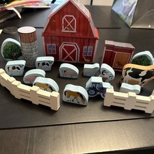 wood farm toy set for sale wood farm toy set for sale Hartland