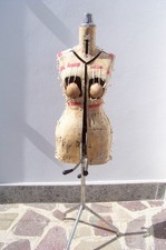 Manichino sartoriale antico usato  Ardea