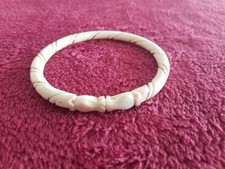 Bracelet couleur ivoire d'occasion  Biscarrosse
