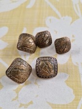 Petits boutons ancien d'occasion  Le Pouliguen