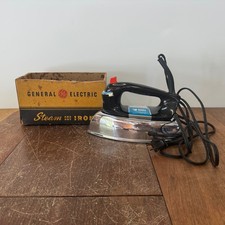 Ferro a vapor e seco Black & Decker "The Classic" - 1100 watts - Z2F63D comprar usado Ferro a vapor e seco Black & Decker "The Classic" - 1100 watts - Z2F63D comprar usado  Enviando para Brazil