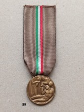 Medaglia seconda guerra usato  Italia