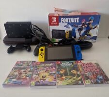 Nintendo Switch Fortnite Wildcat Lim. Ed.  4 jogos, volantes Mario, estojo, usado comprar usado  Enviando para Brazil