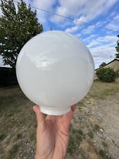 Ancien globe opaline d'occasion Ancien globe opaline d'occasion  Dammarie