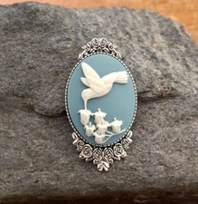 Vintage hummingbird cameo for sale  Kansas City