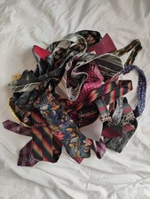 Bulk lot neck for sale  Pauline