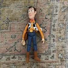 Boneco Toy Story 4 Talking Woody cabeça de plástico corpo macio e abraçável Thinkway comprar usado  Enviando para Brazil