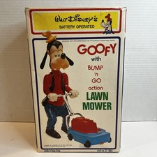 lawn mowers go for sale  Clinton Township