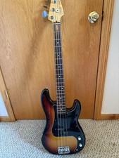 1982 fender precision for sale  River Falls