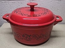 Usado, Technique porcelana esmalte ferro fundido vermelho forno francês e tampa, panela de rebite 10”x 5” comprar usado  Enviando para Brazil