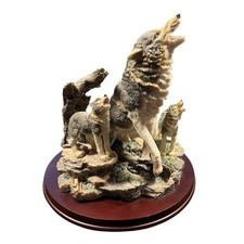 Howling wolves wolf for sale  Crofton