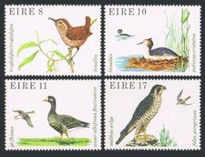 Irlanda 449-452, sem marca de charneira. Michel 397-400. Pássaros 1979: Wren, Grabe, Geese, Falcon. comprar usado  Enviando para Brazil