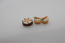 Miniaturas de bolo e tortas de cenoura para casa de bonecas comprar usado  Enviando para Brazil