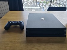 Ps4 pro 1to d'occasion  Caen