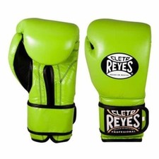 Cleto reyes guantoni usato  Spedire a Italy