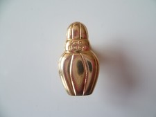 Pin parfum soie d'occasion  Cran-Gevrier