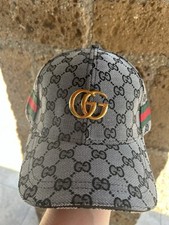 Gucci grey hat d'occasion  Expédié en Belgium