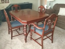 Antique dining room for sale  Milton