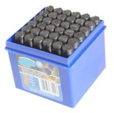 Set punzoni alfanumerici usato  Fasano