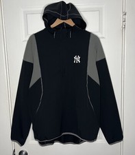 Majestic yankees half for sale  Portsmouth