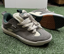 Sapatos de malha VANS Skate Mixxa camurça cinza branco masculino tamanho EUA 10 VN000CUYZ0X sem caixa comprar usado Sapatos de malha VANS Skate Mixxa camurça cinza branco masculino tamanho EUA 10 VN000CUYZ0X sem caixa comprar usado  Enviando para Brazil