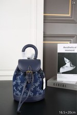Mochila jeans Coach azul marinho com estampa de cavalo branco e carruagem e acabamento em couro comprar usado  Enviando para Brazil