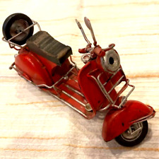 Scooter vermelha Vespa brinquedo de lata vintage retrô raro comprar usado  Enviando para Brazil