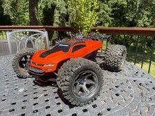 Traxxas erevo 2.0 d'occasion  Expédié en Belgium