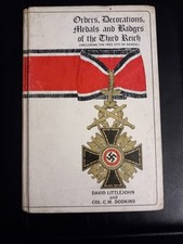 ORDERS, DECORATIONS, MEDALS AND BADGES OF THE THIRD REICH   Militaria Reference  segunda mano  Embacar hacia Mexico