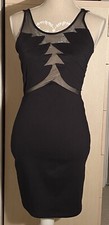 Jolie robe noire d'occasion  Le Chesnay