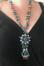 Superbe collier long d'occasion  Labergement-Sainte-Marie