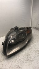 Faro anteriore sinistro usato  Italia
