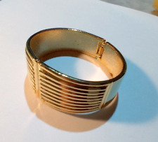 Bracciale rigido dorato usato  Larciano