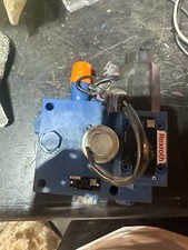 Solenoid genuine parts d'occasion  Expédié en Belgium