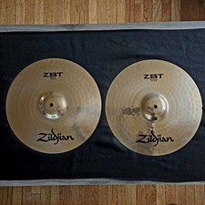 Pratos turcos genuínos Zildjian ZBT Hi-Hat 14"/36cm JG 01826-200 fabricados nos EUA comprar usado Pratos turcos genuínos Zildjian ZBT Hi-Hat 14"/36cm JG 01826-200 fabricados nos EUA comprar usado  Enviando para Brazil