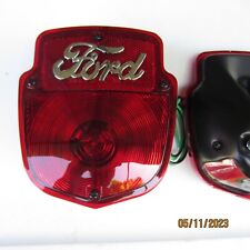 Lanternas traseiras do Ford F-100 1953-60, carcaça preta com script de metal cromado. comprar usado  Enviando para Brazil