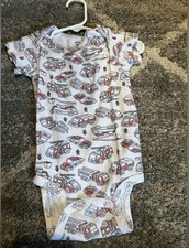 Camisas Carters com 3 ternos corporais: caminhões de bombeiros e um urso 18 meses comprar usado  Enviando para Brazil