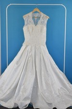 Unbranded ivory sleeveless for sale  NORTHAMPTON