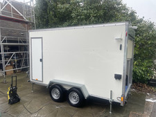 Twin axle box for sale  RUNCORN