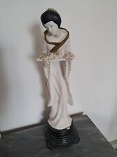 Statue geisha offrande. d'occasion  Paray-le-Monial