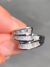 18ct gold diamond for sale  BRIGHTON