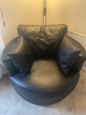Dfs large round for sale  RUNCORN