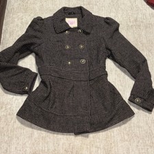 New large coat for sale  Wilmer