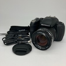 Fotocamera digitale fujifilm usato  Spedire a Italy