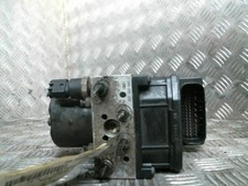 Bloc abs subaru d'occasion  Haubourdin
