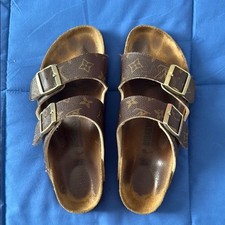 Autêntica sandália personalizada Birkenstock Vuitton por bolsa reabilitação tamanho 40!, usado comprar usado  Enviando para Brazil