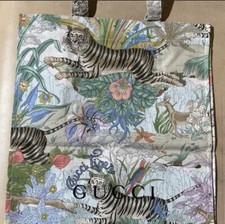Bolsa tote Gucci Tiger limitada novidade ecológica comprar usado  Enviando para Brazil